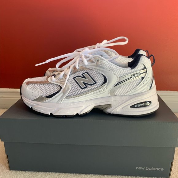 New Balance 530 - Women's Sneakers - Picture 1 of 6